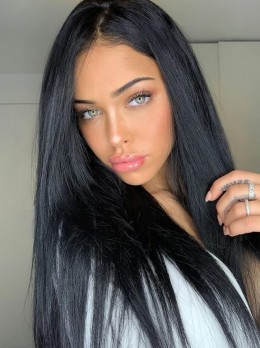 Escort in Istanbul - Vip escort Suzanne Escort in Istanbul - Vip escort Suzanne